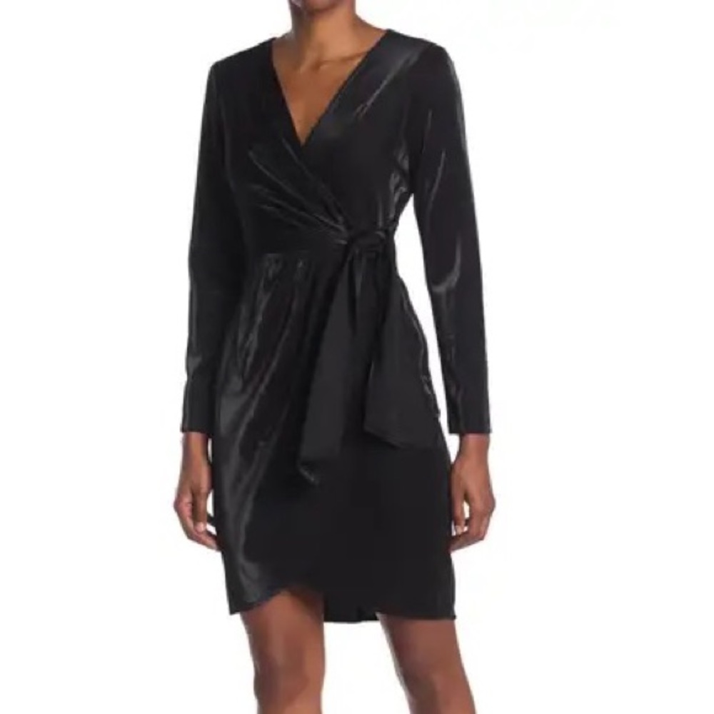 Julia Jordan Liquid Jersey Long Sleeve Faux Wrap Dress
Size 12, BLACK